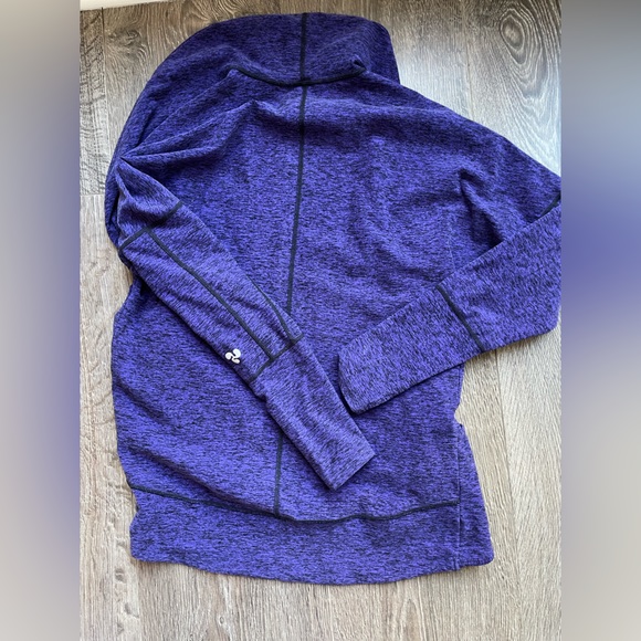 Triple Flip - ensemble - Picture 5 of 11